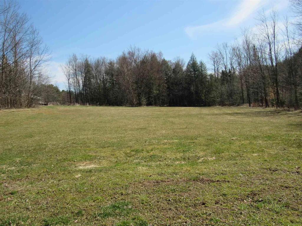 16 Jupiter Lane Fairfield VT 05455