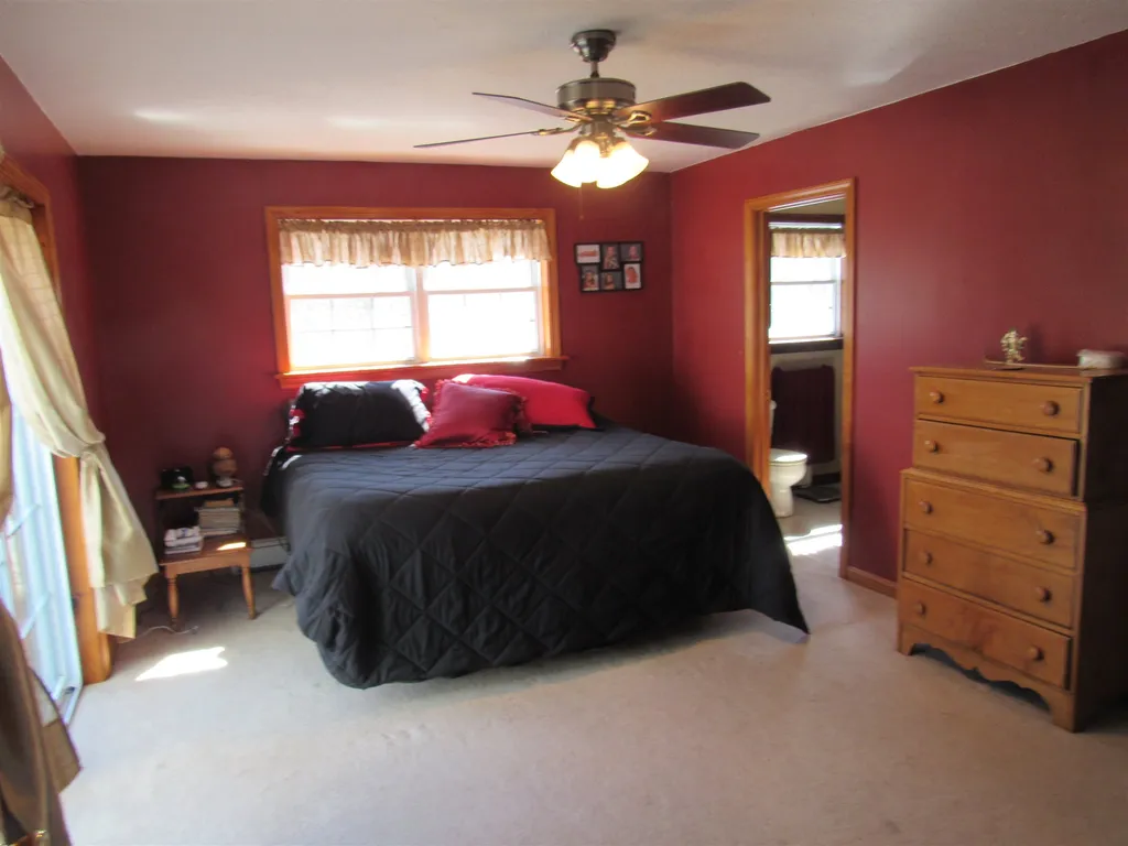 16 Jupiter Lane Fairfield VT 05455