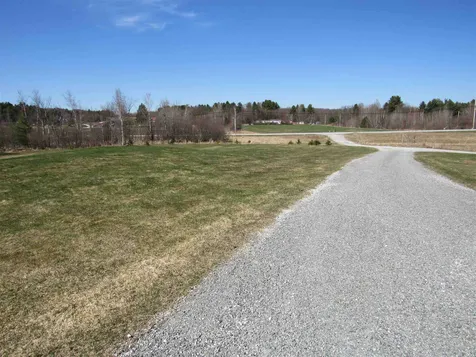 16 Jupiter Lane Fairfield VT 05455