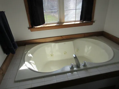 16 Jupiter Lane Fairfield VT 05455