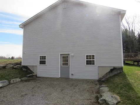 16 Jupiter Lane Fairfield VT 05455
