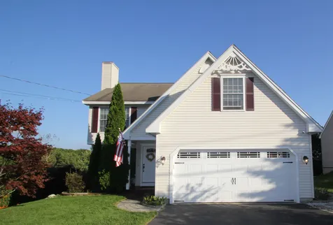 138 Wellington Hill Road Manchester NH 03104