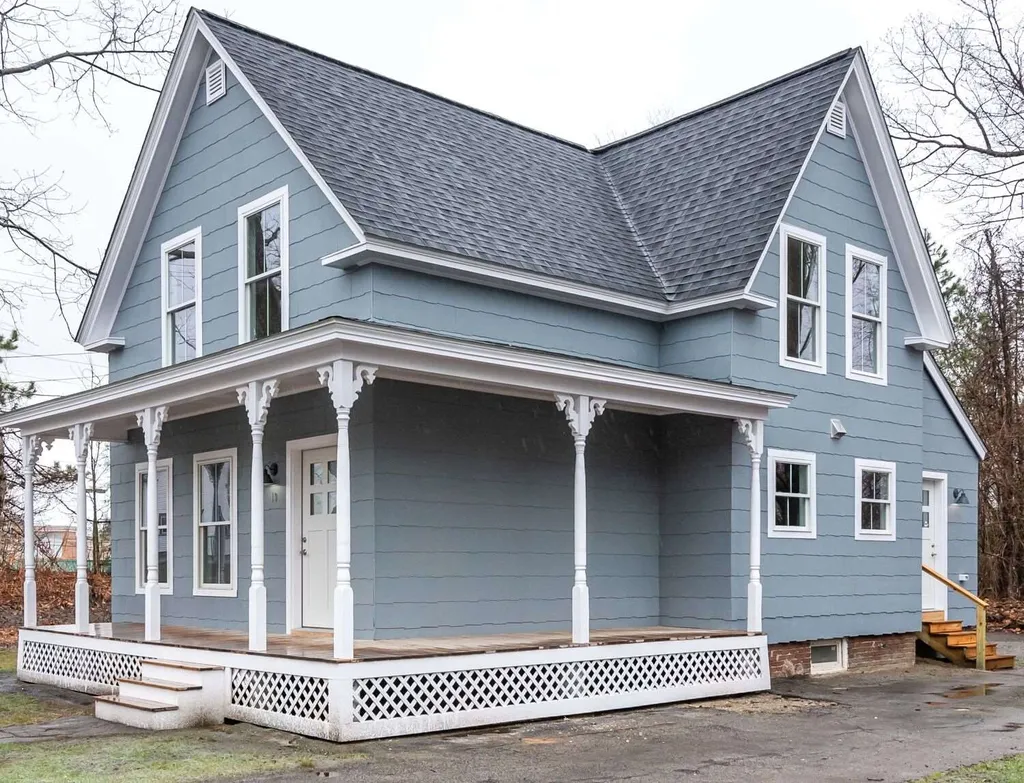 19 Rollins Street Derry NH 03038