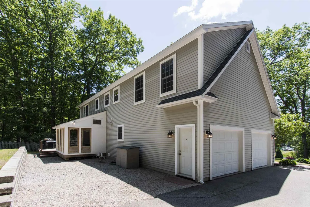 209 Walker Bungalow Road Portsmouth NH 03801