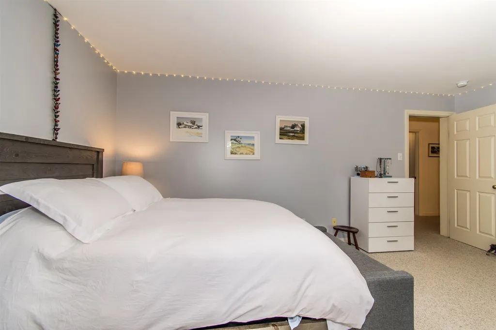 209 Walker Bungalow Road Portsmouth NH 03801