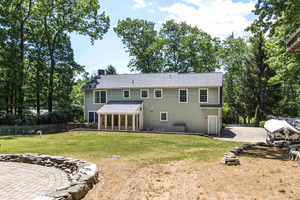 209 Walker Bungalow Road Portsmouth NH 03801