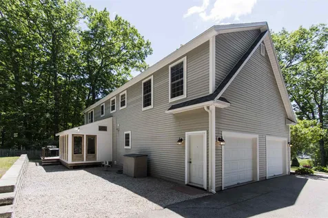 209 Walker Bungalow Road Portsmouth NH 03801
