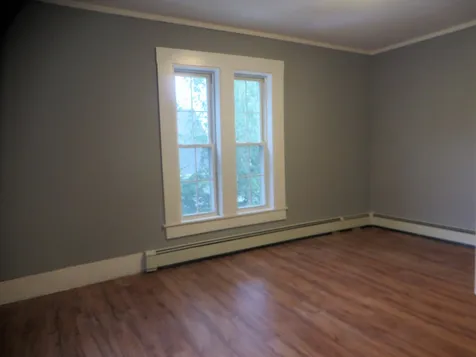 27 Leonard Street Rochester NH 03867