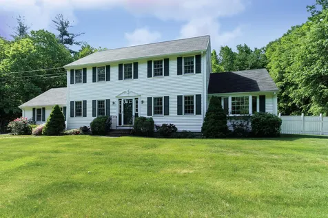 294 Whittier Drive Fremont NH 03044-0120
