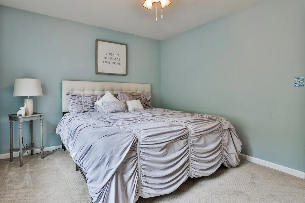 5 Hillside Drive Brookline NH 03033