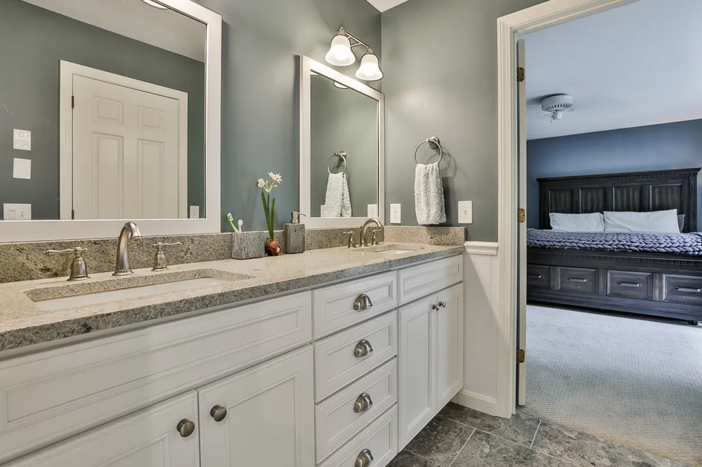 5 Hillside Drive Brookline NH 03033