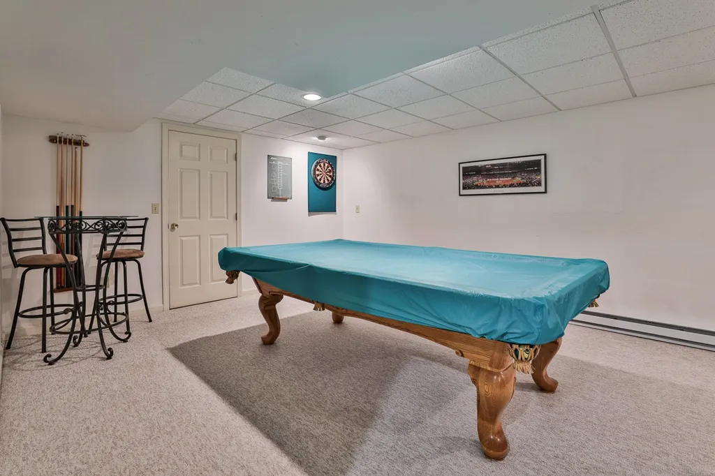 5 Hillside Drive Brookline NH 03033