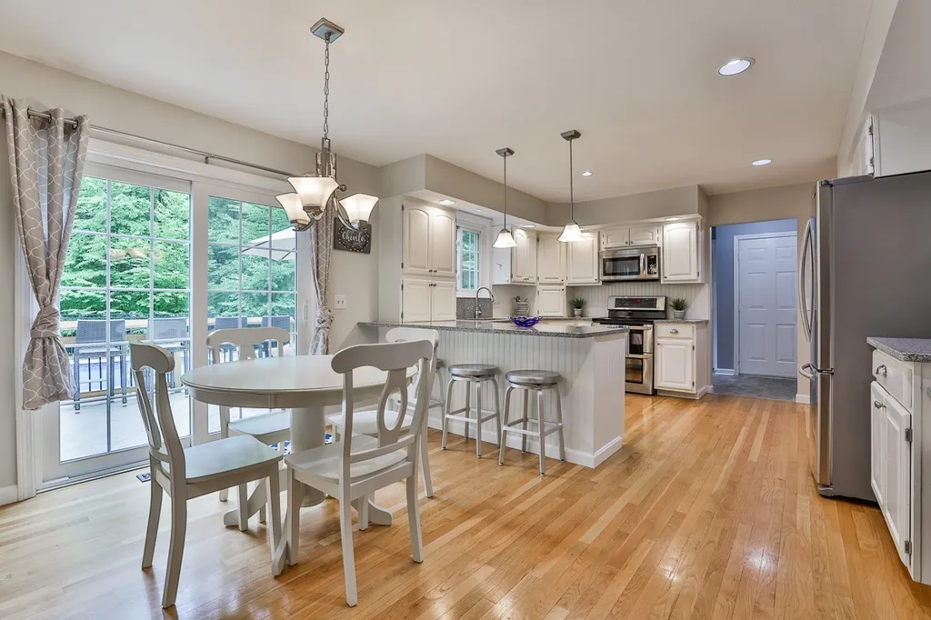 5 Hillside Drive Brookline NH 03033