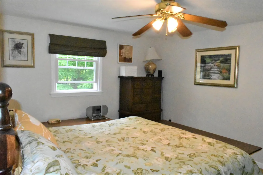 25 Merrill Drive Atkinson NH 03811
