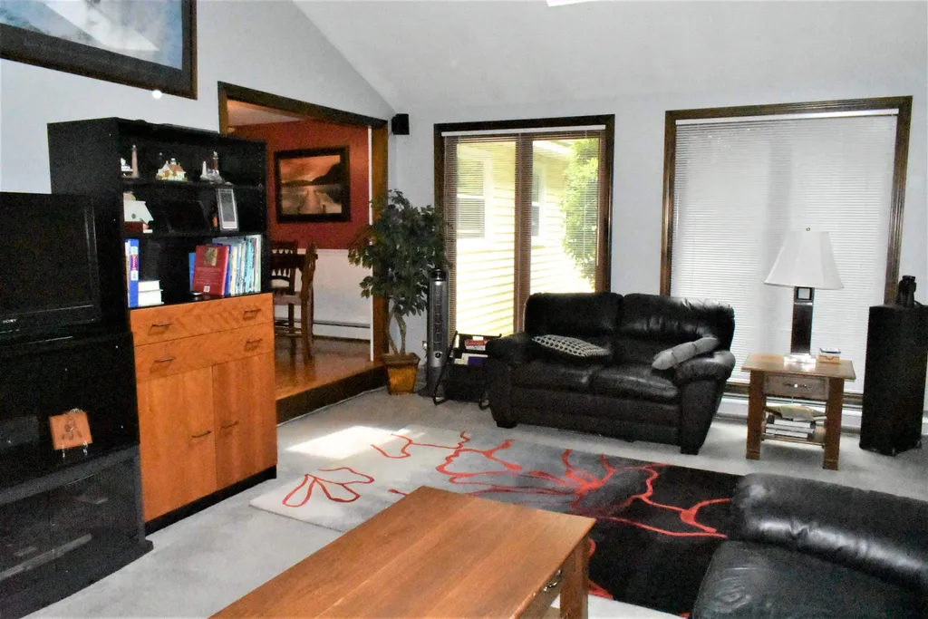 25 Merrill Drive Atkinson NH 03811