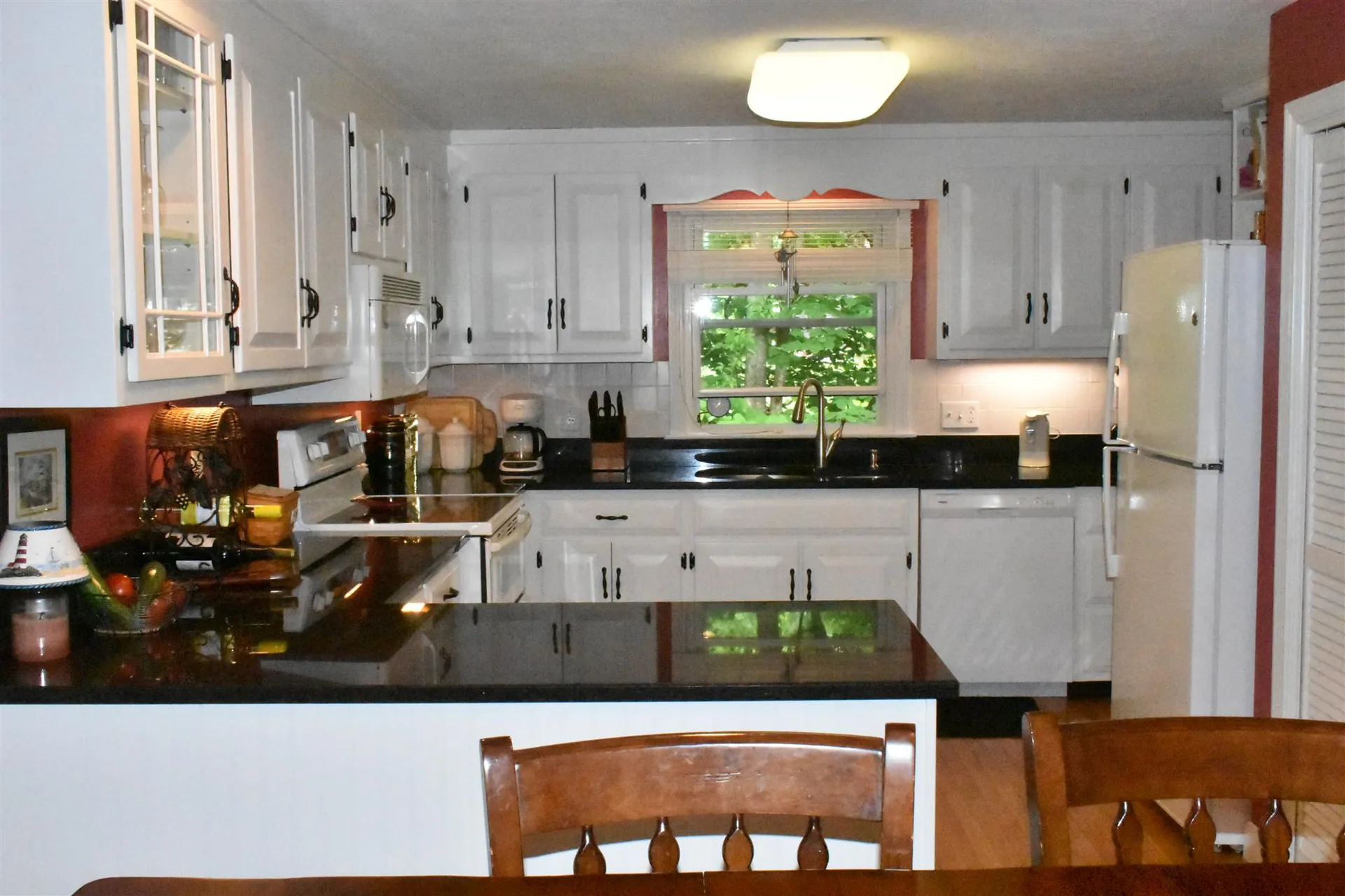 25 Merrill Drive Atkinson NH 03811