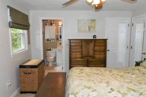 25 Merrill Drive Atkinson NH 03811