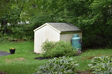 25 Merrill Drive Atkinson NH 03811