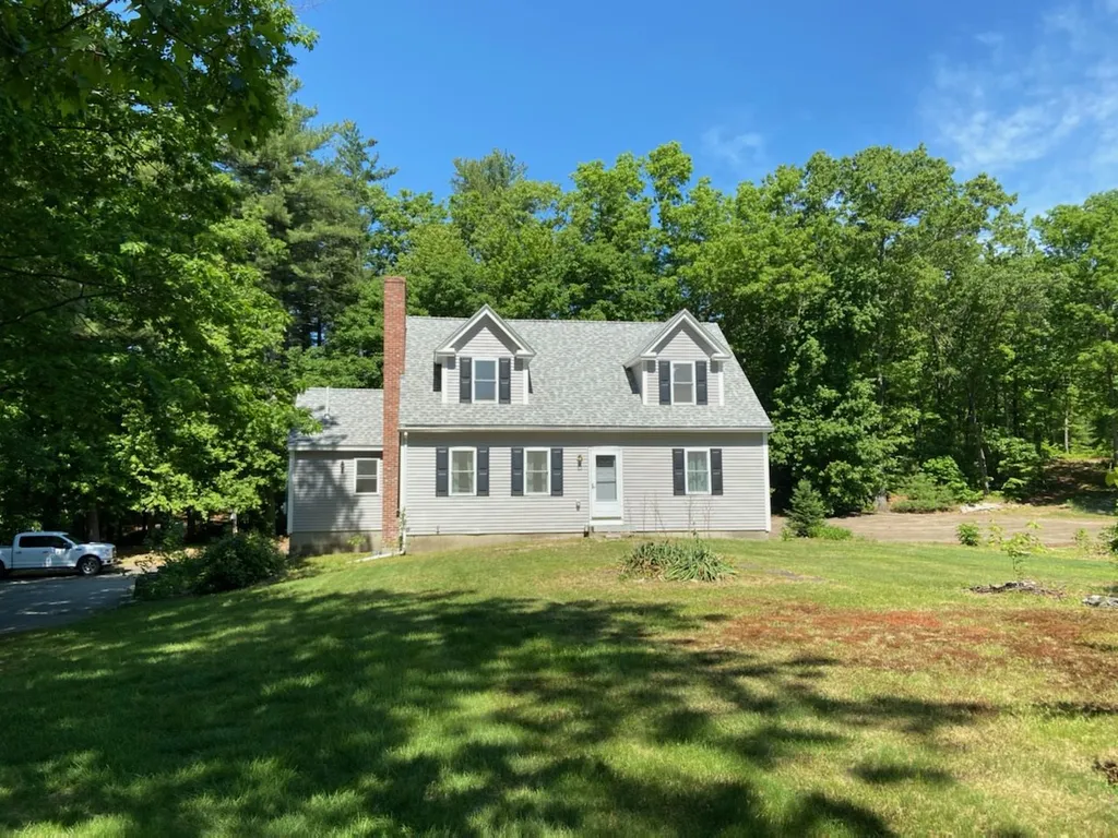 120 Scobie Pond Road Derry NH 03038