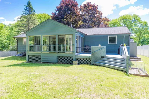 15 Cleveland Drive Portsmouth NH 03801