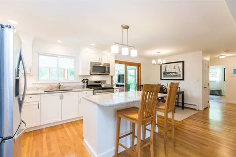 15 Cleveland Drive Portsmouth NH 03801