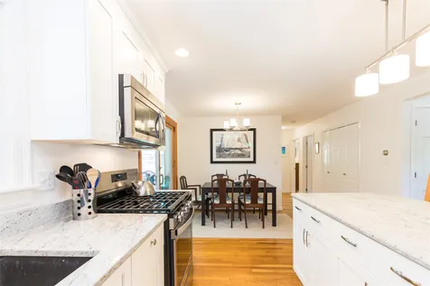 15 Cleveland Drive Portsmouth NH 03801