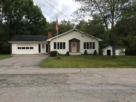 35 Danis Park Road Goffstown NH 03045
