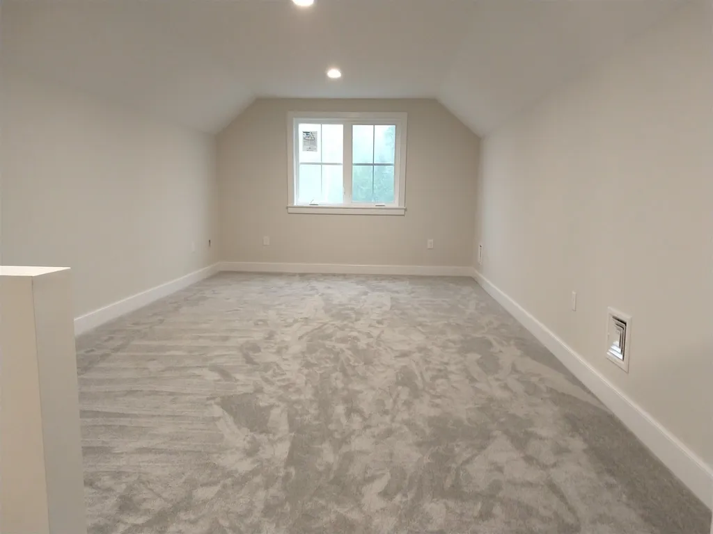 70 Monadnock Lane Peterborough NH 03458