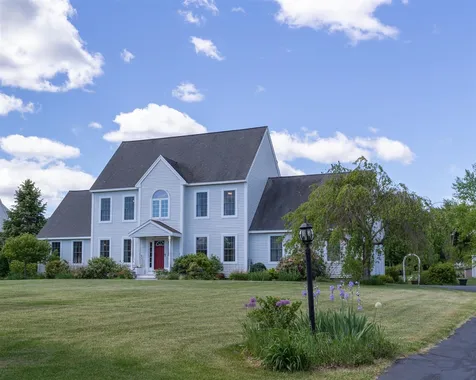 6 Strawberry Lane Stratham NH 03885
