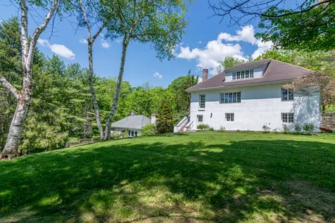 351 Lathrop Lane Manchester VT 05255