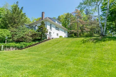 351 Lathrop Lane Manchester VT 05255