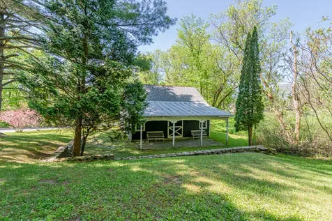 351 Lathrop Lane Manchester VT 05255