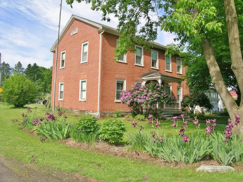 23 Huntington Road Richmond VT 05477