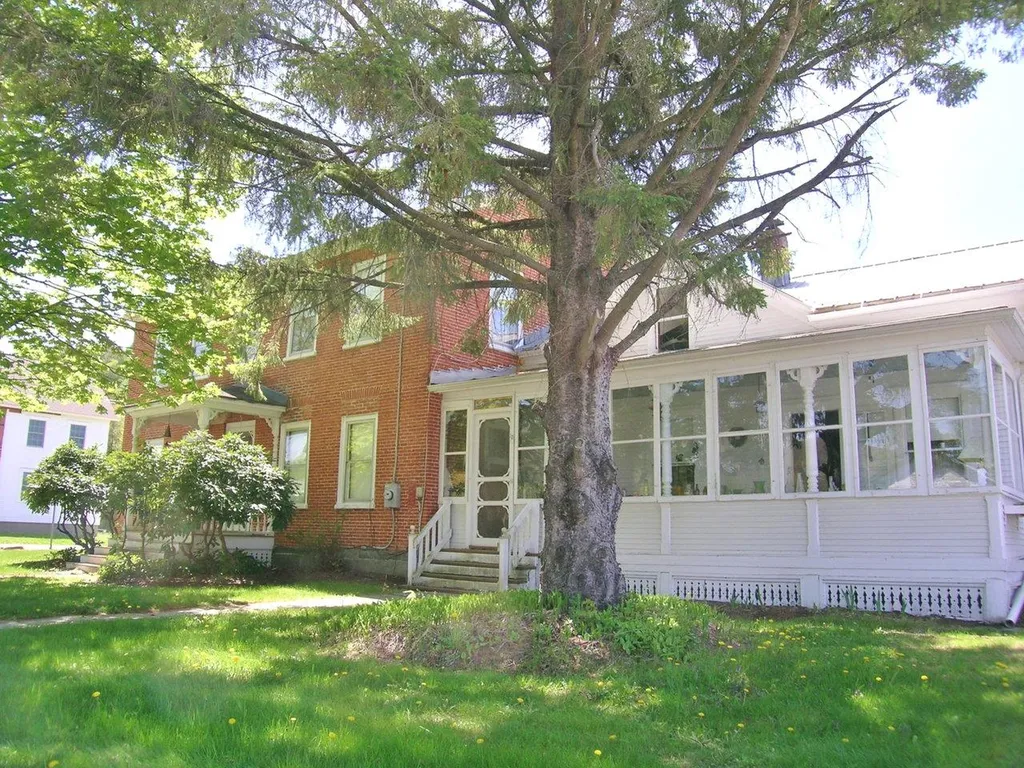 23 Huntington Road Richmond VT 05477