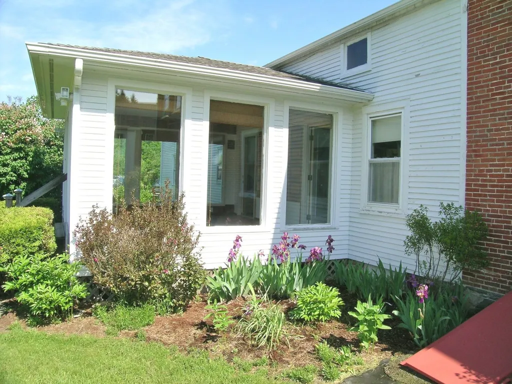 23 Huntington Road Richmond VT 05477