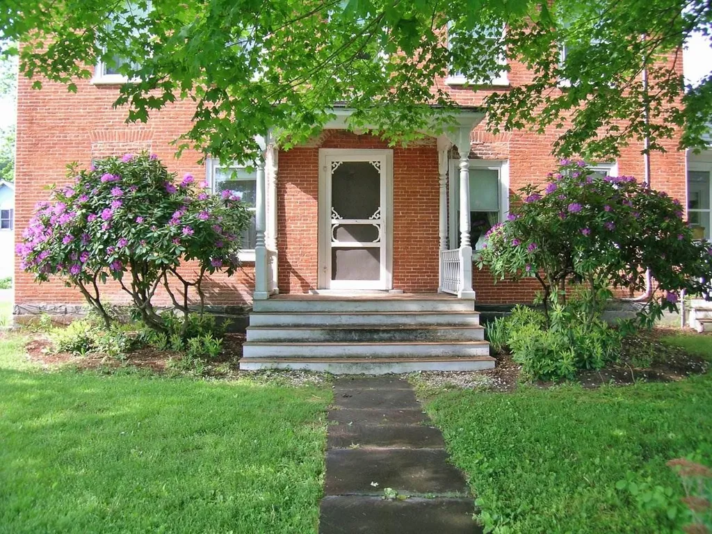 23 Huntington Road Richmond VT 05477
