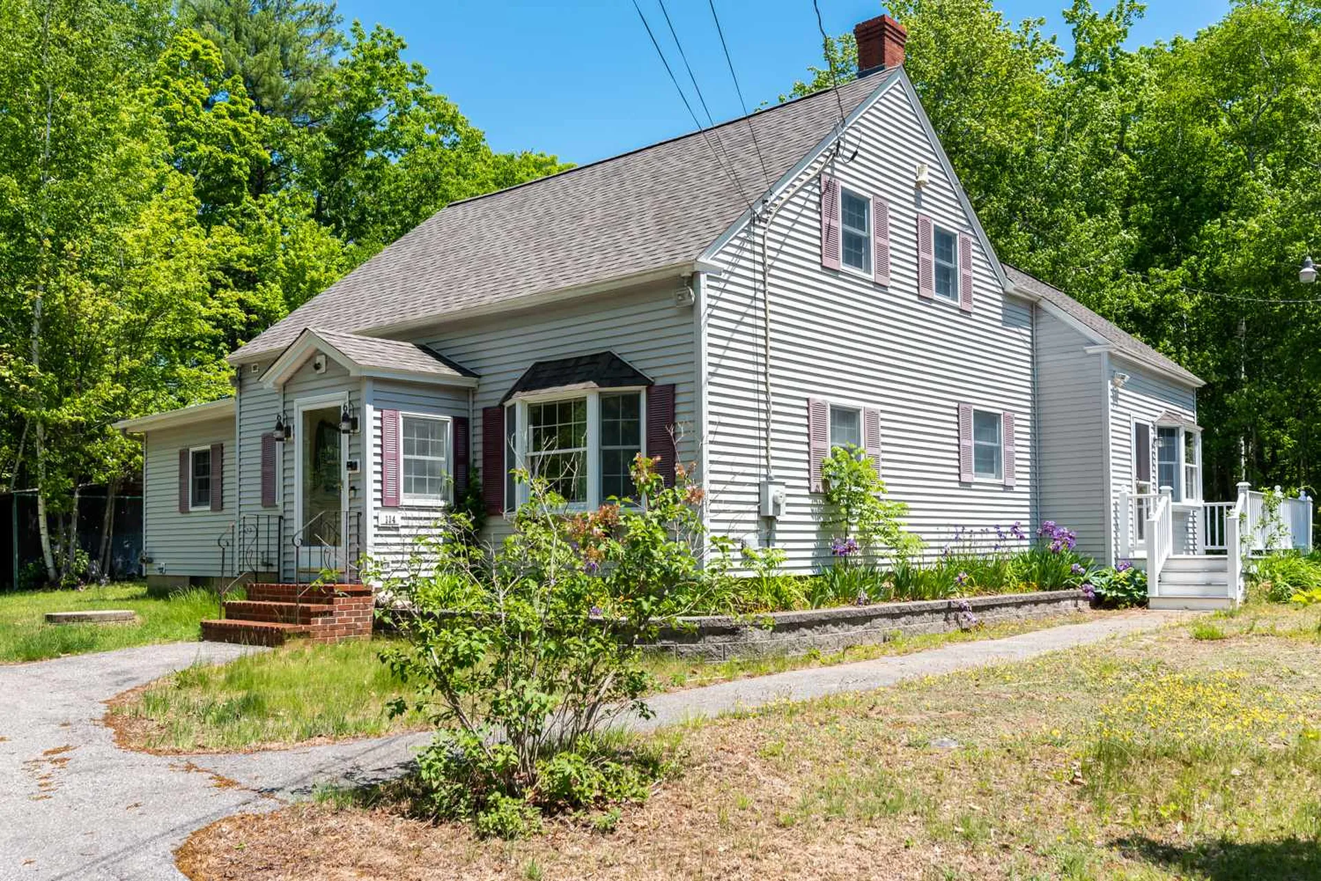 114 Farmer Road Hooksett NH 03106