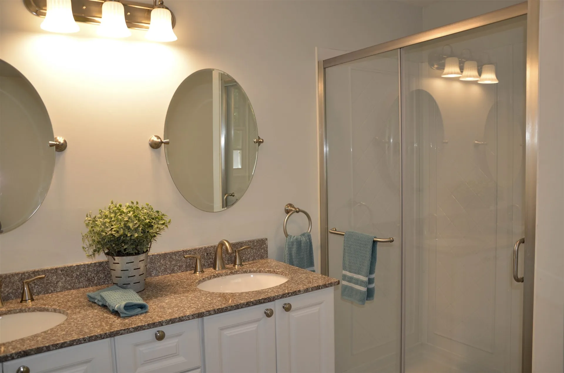 36 Seton Drive Bedford NH 03110