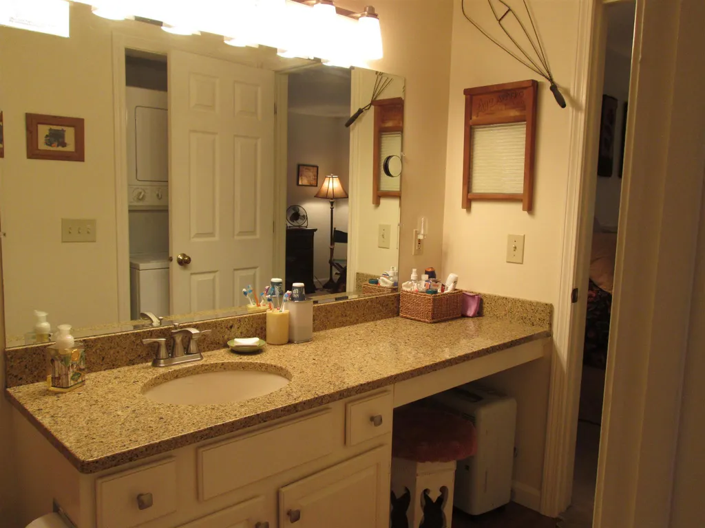 56 Heritage Condos Way Woodstock VT 05091
