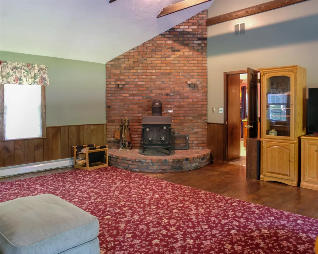 224 Oak Ridge Road Plaistow NH 03865