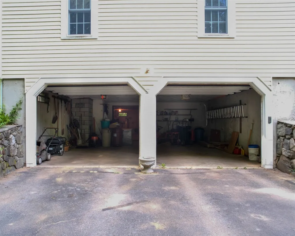 224 Oak Ridge Road Plaistow NH 03865