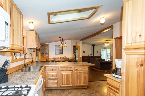 24 Fullam Circle Allenstown NH 03275