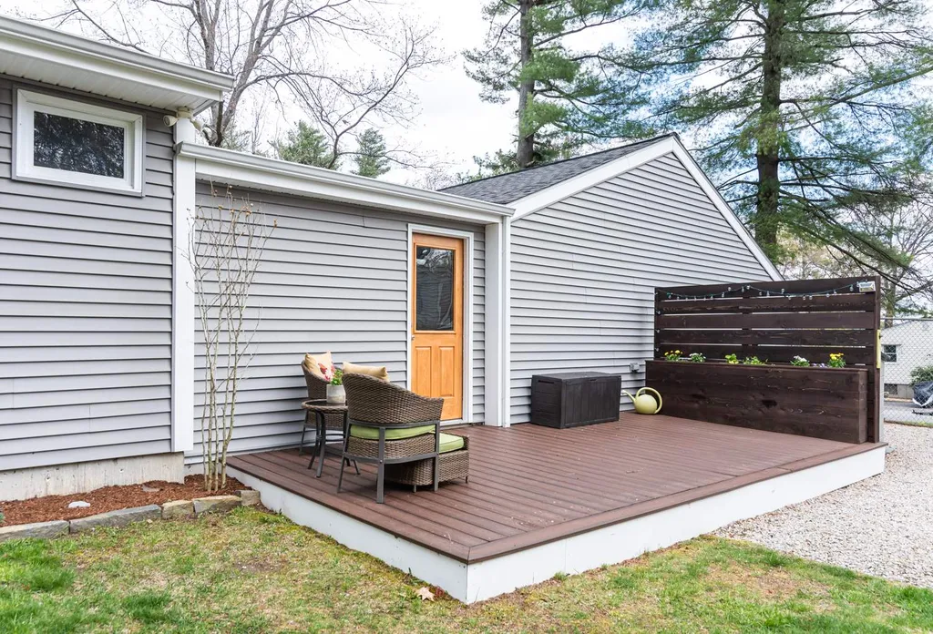 17 Hilton Drive Merrimack NH 03054