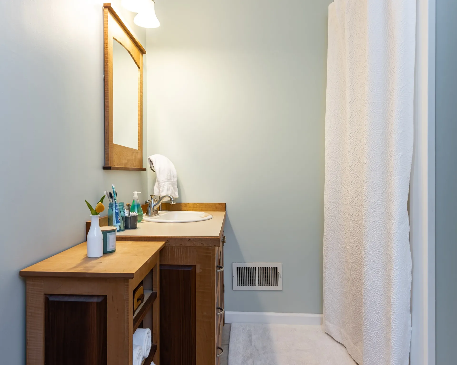 17 Hilton Drive Merrimack NH 03054