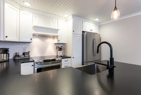 17 Hilton Drive Merrimack NH 03054