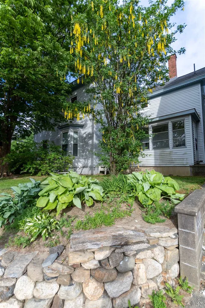 112 Cass Street Portsmouth NH 03801
