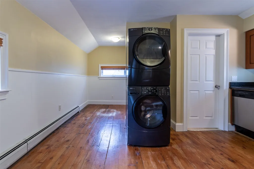 112 Cass Street Portsmouth NH 03801