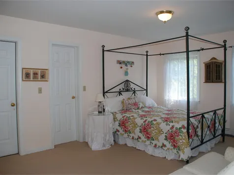 160 Yacht Haven Drive Shelburne VT 05482