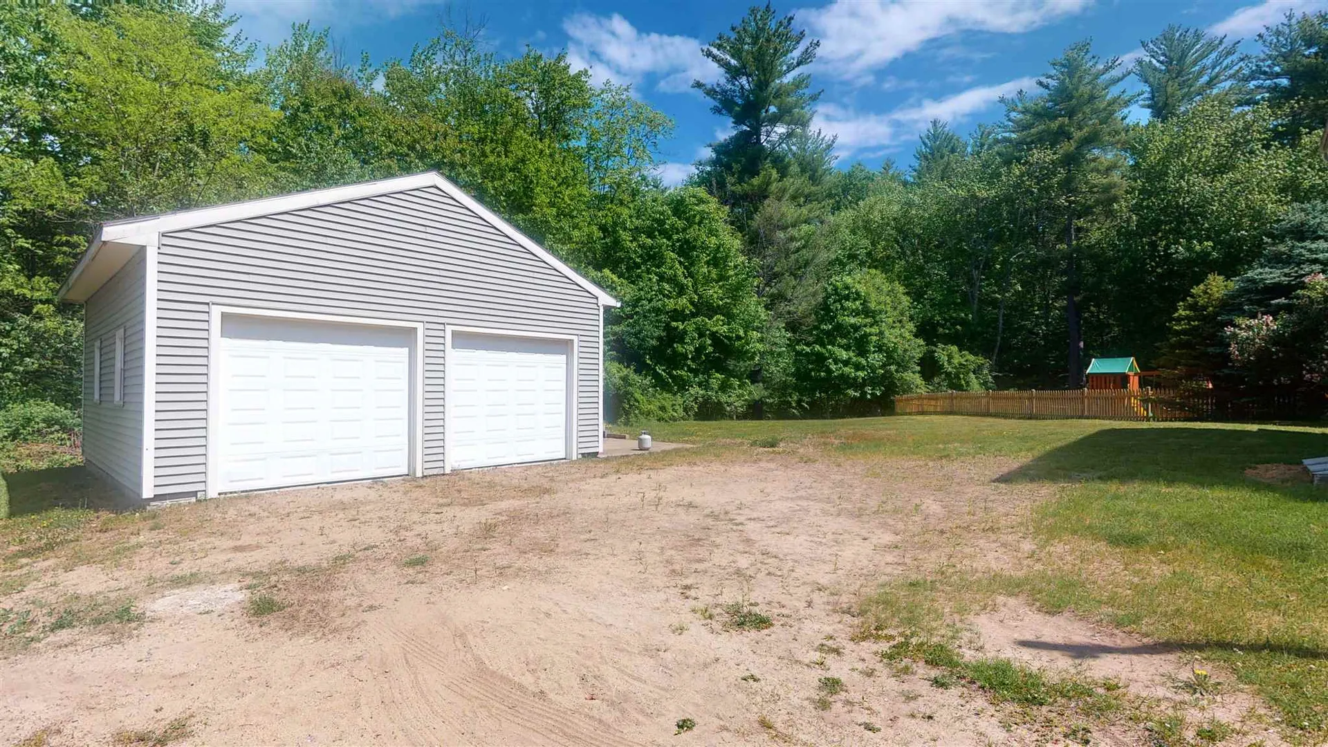 8 Weeping Willow Drive Rochester NH 03867