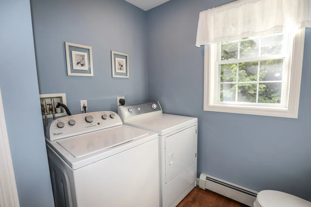 12 Vahey Drive Brentwood NH 03833